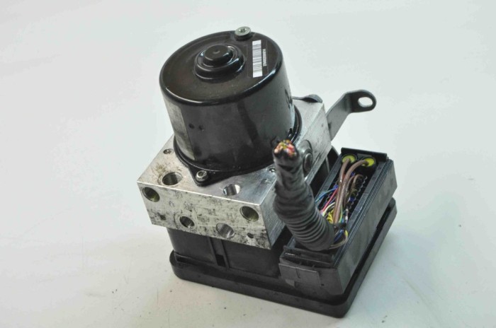 Pompa ABS BMW 1 E87 2011 OEM: Hatchback | 10051228
