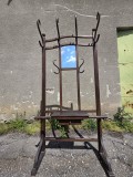 Cuier vechi stil Thonet, cu elemente de lemn curbat. PREDARE PERSONALA PLOIESTI!