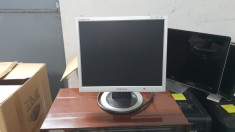 Monitor LCD Samsung 710n foto