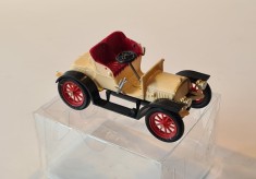 Macheta veche de colectie Espewe nr 520: oldtimer / masina de epoca Wanderer 1904, sc 1:43, fabricata in RDG DDR GDR, anii &#039;60