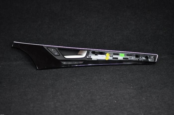 Ornament panou ușă dreapta față AUDI A8 D4 4H_ 2011 OEM: 4H0867102 1399244