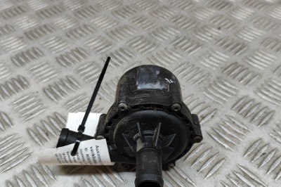 Pompa de apa auxiliara TESLA MODEL X 2016 OEM: 1037328-00-F 23075740 foto