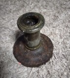 Sfesnic fier masiv h 6 cm vechi