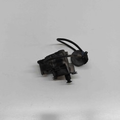 &Icirc;ncuietoare capac rezervor VW GOLF VII 5G1, BQ1, BE1, BE2 2017 OEM: 5C6810773H 31035444