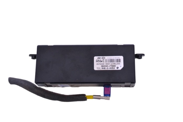 Amplificator de antena KIA XCEED CD 2022 OEM: 96240-J7000 18109344