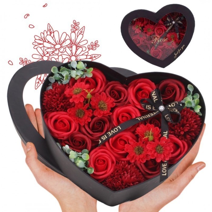 Buchet flori de sapun, parfumate, cutie decorativa inimioara, idee de cadou ideala, JollyMag, BUK01CZE