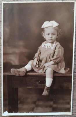 Fetita// foto tip CP, Romania interbelica foto