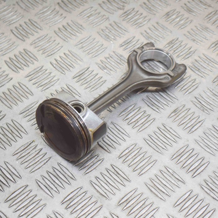 Piston VW POLO 6R, 6C 2014 OEM: 04C107065AE,04E198401P