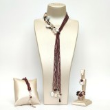 Cumpara ieftin Set Bijuterii Baroc Granat &amp; Perle Cultură, Argint 925 Placat Aur Roz, Colier, Inel, Cercei - Handmade Italia