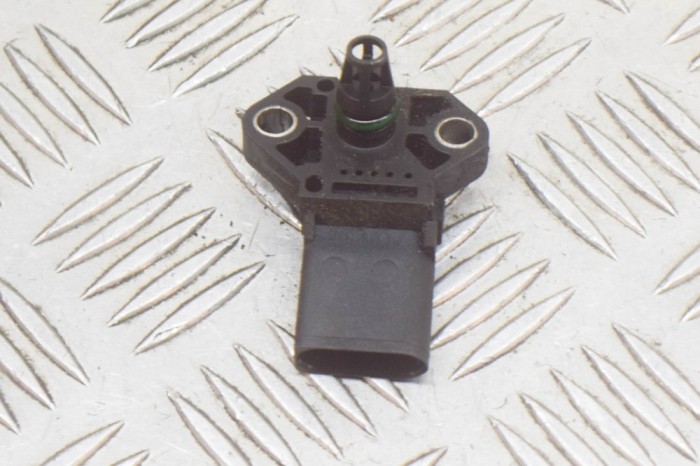 VW PHAETON 3D_ 2003 OEM: 0281002401,038906051C SKU: 12298930