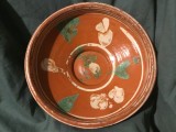 Arta si Traditie - Farfurie / Blid / Strachina / Castron de Horezu jud Valcea ceramica utilitara mijlocul sec XX !