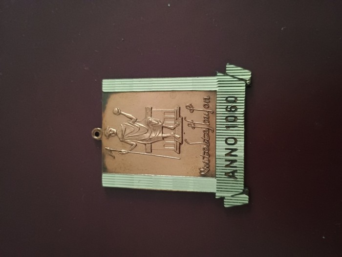 placheta interesanta