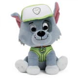 Patrula Cățelușilor Gund Plus Rocky 15 cm - Jucărie Plus, Personaj Desene Animate, Cadou Copii 1+ Ani