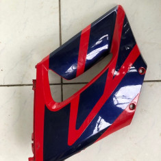 Honda CBR125R (JC34) 2004-2006 Carena mijloc laterala stanga