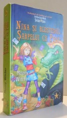 NINA SI BLESTEMUL SARPELUI CU PENE de MOONY WITCHER , ilustratii de ILARIA MATTEINI , 2005 foto