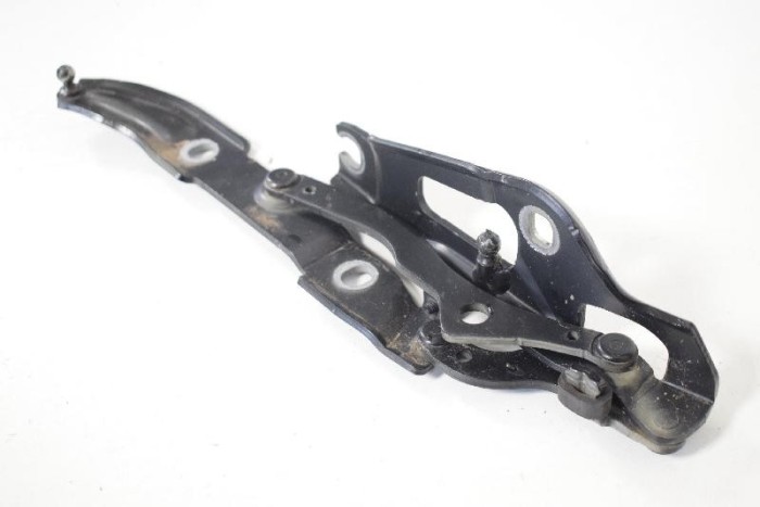 Balama haion st&acirc;nga BMW 1 Coupe E82 2008 OEM: 7166751 10575067