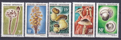DB1 Africa Centrala 1967 Ciuperci 5 v. MNH foto