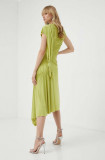 Cumpara ieftin Victoria Beckham rochie culoarea verde, maxi, evazati
