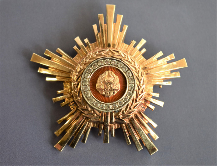 Ordinul Steaua Republicii Socialiste Romania, clasa a II-a - aur 14 carate