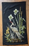 PERETAR VINTAGE DIN LANA CU MODEL BRODERIE MANUALA CU FIR DE LANA