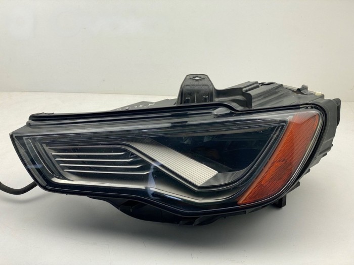 Audi A3 S3 8V Headlight/headlamp 8V0941773B 4G0907397Q 77PP941329M