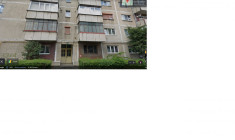 Inchiriez apartament 2 camere, spatios, Valcea, zona Matei Basarab foto
