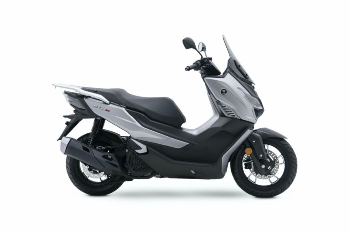 Scuter Voge SR1 125cc, culoare gri Cod Produs: MX_NEW MXVOGESR1G