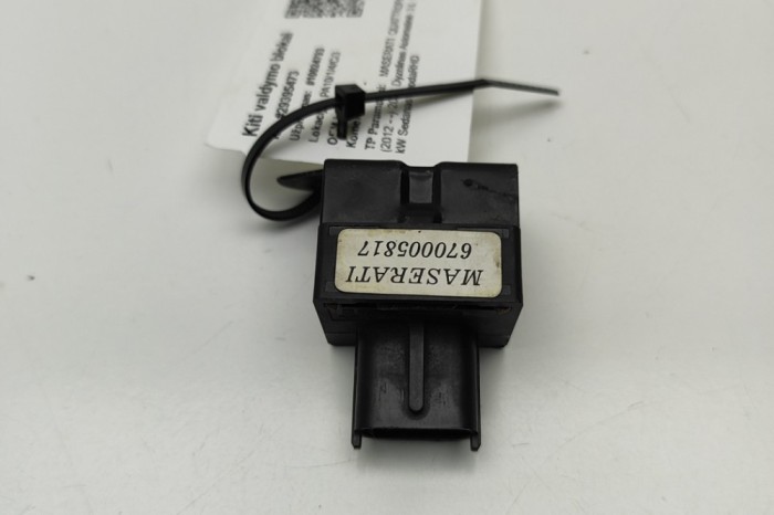 Senzor de accelerație MASERATI QUATTROPORTE VI 2014 OEM: 670005817,002455000115 29395473