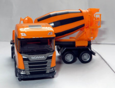 Herpa noua Scania Euro 6 CR ND betoniera 1:87 foto