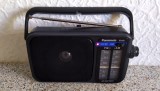 Panasonic RF-2400 Radio de CALITATE ! (versiunea originală, pur analogică)