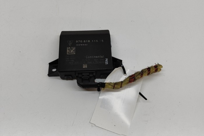 Unitate de control Gateway PORSCHE PANAMERA 970 2012 OEM: 97061811515,2840763005300 31396537