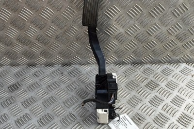 Pedala de accelerație PEUGEOT BOXER Furgon 2022 OEM: 01384162080,1384162080 | 31516835 foto