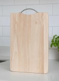 Tocator din lemn natural 20x30x1.8 cm cu maner metalic ergonomic