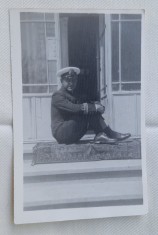 fotografie tip carte postala, ofiter roman de marina, in uniforma din perioada regala