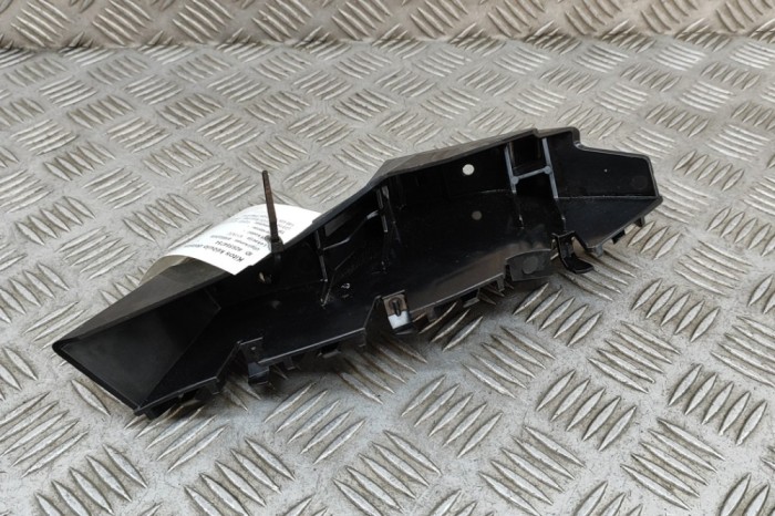 Suport bara de protecție dreapta spate FORD KUGA III DFK 2023 OEM: LV4B-17E850-D,LV4B-17E850-D-PIA-01 26584754