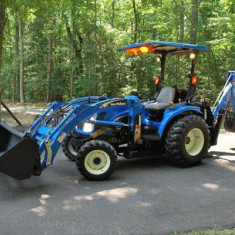 Tractor New Holland TC-33DA 4x4