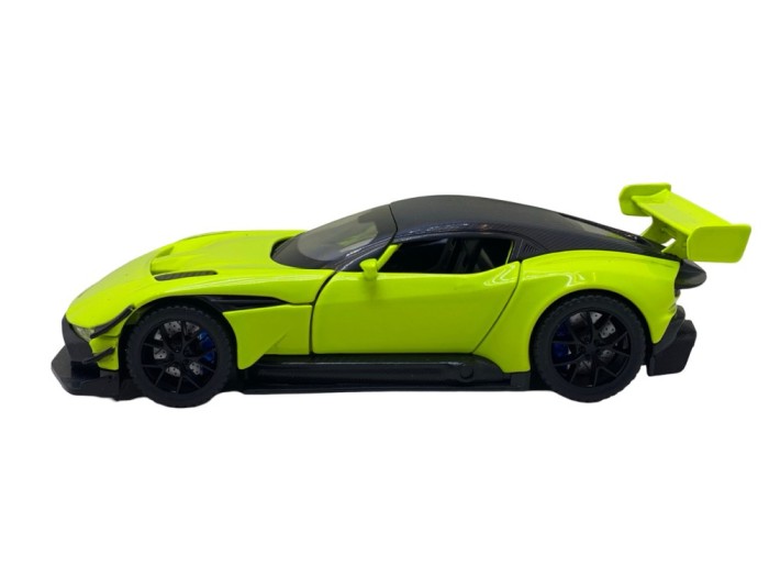 Macheta metal 2017 Aston Martin Vulcan galben 1:32 sunet, lumini deschide usile