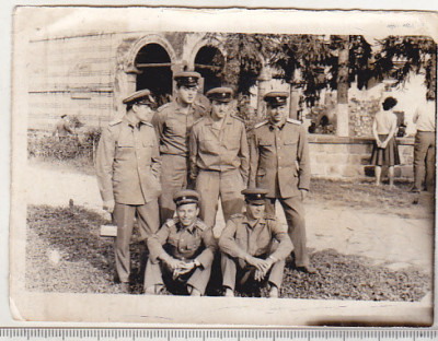 bnk foto Militari la Manastirea Cozia - anii `60 foto