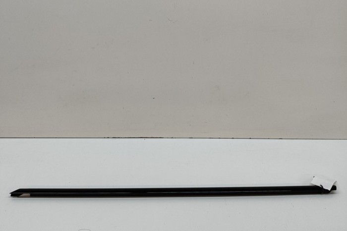 Chedar geam ușă st&acirc;nga față AUDI E-TRON GT 2023 OEM: 4J3837475C 31453530