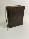 Biblia / Biblie veche , coperta piele, engleza ,1875 , 5 kg, 33 x 26 x 9.5cm