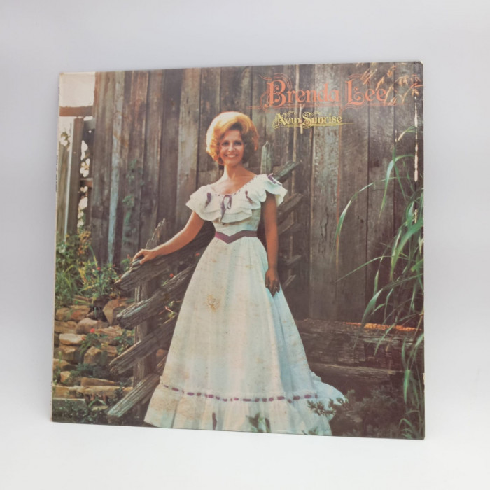 lp Brenda Lee &lrm;&ndash; New Sunrise 1973 VG+/ VG+ vinyl MCA Germania