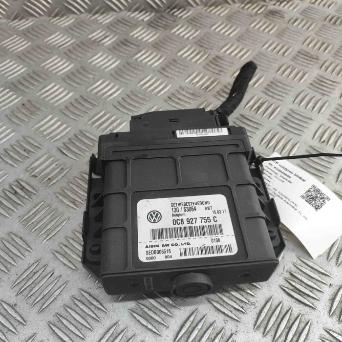 Unitate de control cutie de viteze VW TOUAREG 7P5 2017 OEM: 0C8927755C 32028644