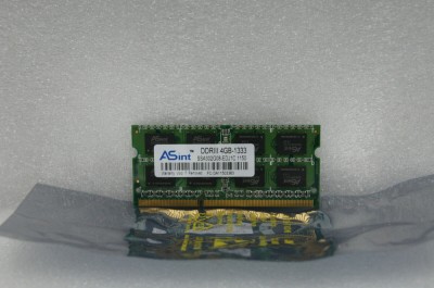 4Gb ddr3 2Rx8 PC3-10600 ASint 1333MHz 24luni garantie SSA302G08-EDJ1C foto