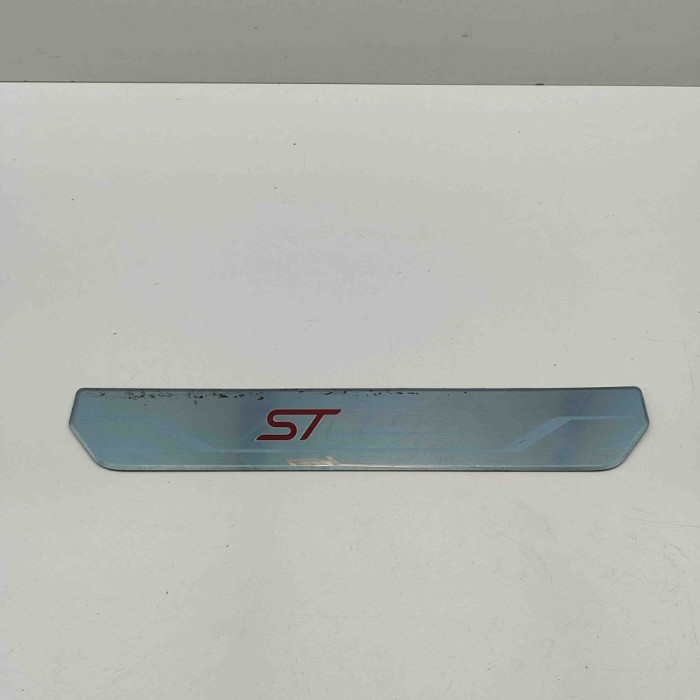 Ornament prag interior dreapta față FORD PUMA J2K, CF7 2024 OEM: L1TJ-132K14-BC