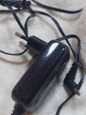 Incarcator/alimentator/adaptor telefon MOTOROLA Model SSW-1189EU-functional foto
