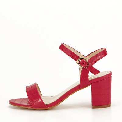 Sandale rosii cu imprimeu Violeta 130 foto
