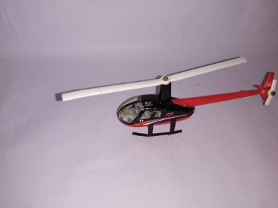 bnk jc Matchbox elicopter Robinson R44 foto