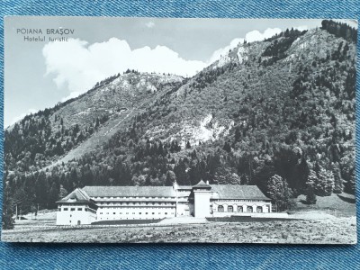 392 - Poiana Brasov, Hotelul turistic / cp RPR necirculata foto