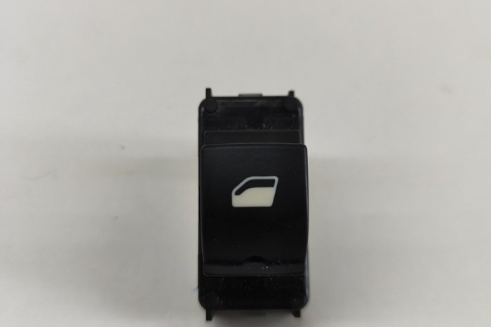 Buton geam ușă st&acirc;nga față PEUGEOT 3008 SUV 2020 OEM: 98044803ZD 22737096