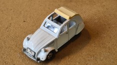 Macheta auto veche de colectie: Tomica (Tomy) Citro&euml;n 2CV - No. F39, sc 1:57, fabricata in Japonia anii 1978-1983